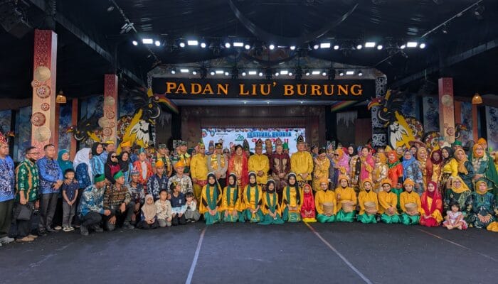 Bubuhan Banjar Ikut Andil Meriahkan Festival Budaya Irau ke-11 di Malinau
