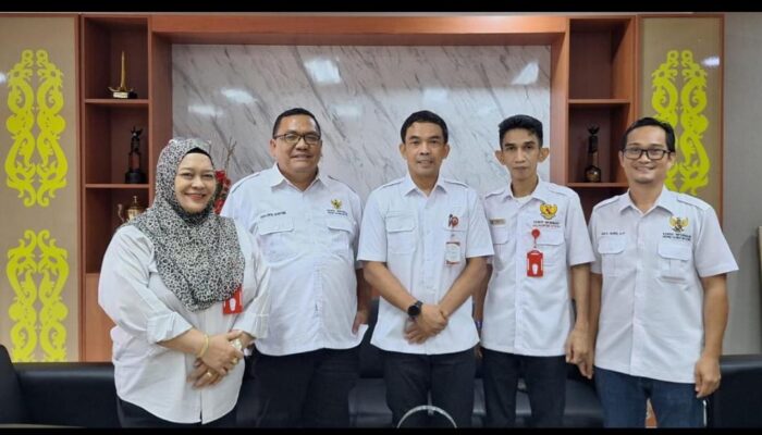 Komisi Informasi Kalimantan Utara Sampaikan Laporan Kinerja kepada Gubernur dan DPRD