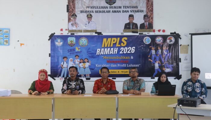 Ciptakan Sekolah Aman dan Nyaman, Biro Hukum Kaltara Kembali Gelar Sosialisasi di SMKN 2 Tanjung Selor